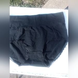 High Waisted Woman's Lace Panties